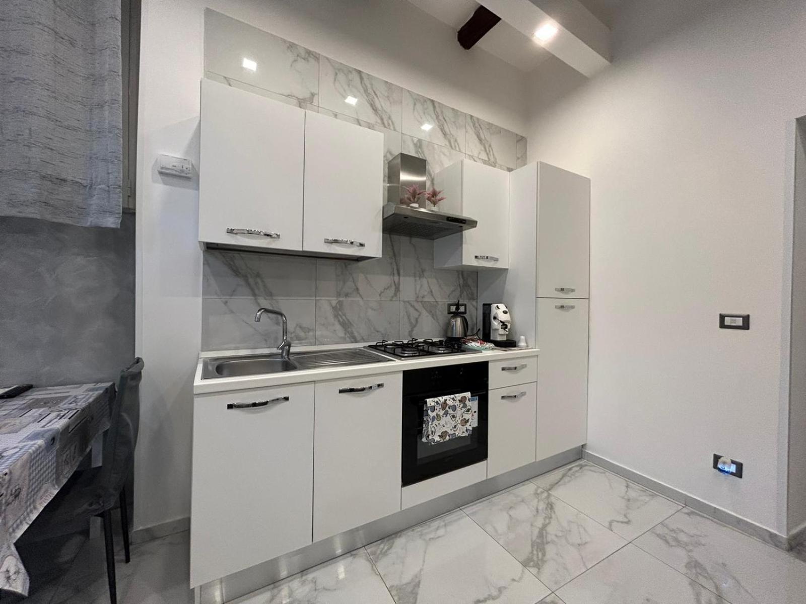 Вілла Casa Tolentino Al Centro Di Napoli Екстер'єр фото