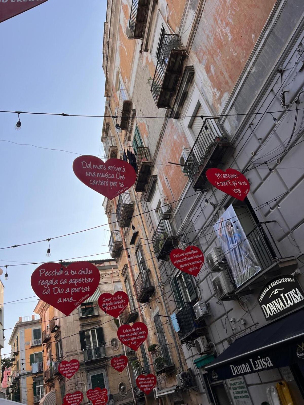 Вілла Casa Tolentino Al Centro Di Napoli Екстер'єр фото